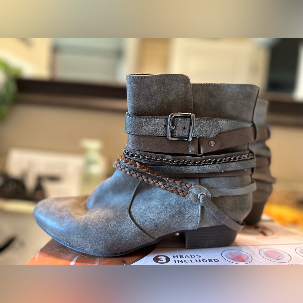 Maurice’s brand boots ankle high gray